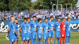 Drużyna Ruchu Chorzów wyjechała na letnie zgrupowanie do Buska-Zdroju. W kadrze Niebieskich znalazło się dwóch testowanych piłkarzy