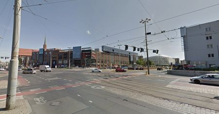 Wrocław. Przejście dla pieszych przy Galerii Dominikańskiej. Ważna informacja dla kierowców