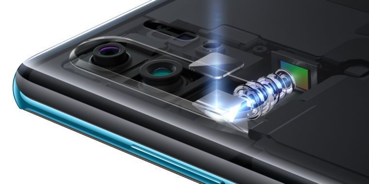 Jeden z obiektywów Huaweia P30 Pro ma peryskopową konstrukcję