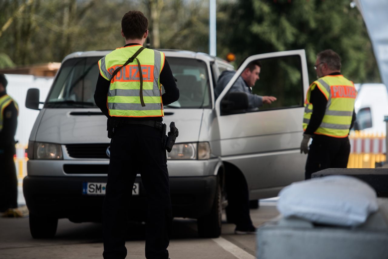 Zaostrzone kontrole na granicy. Niemcy podali liczby