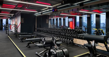 Fabryka Formy w AND2 – Nowy standard fitnessu w Polsce