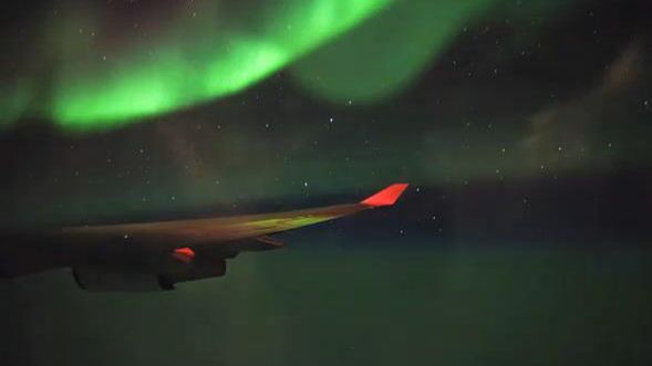 Niezwykły time-lapse wykonany z okna samolotu 1