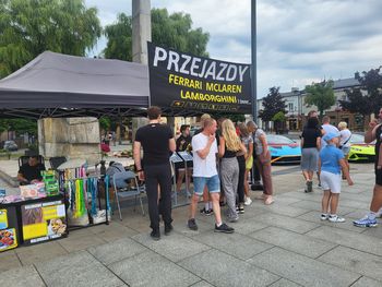 Grójec: Supercar Taxi na Rynku Miejskim. Moc atrakcji