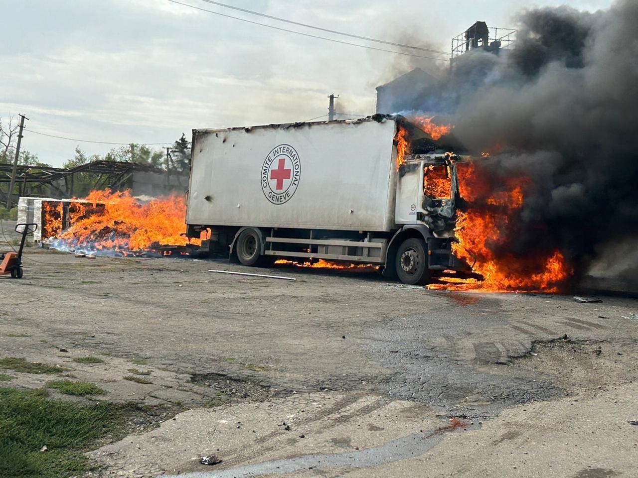 The Red Cross suspends operations in part of Ukraine