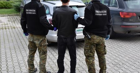 Chciał przepłynąć Bug. Nie był Polakiem