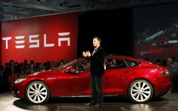 Elon Musk i Tesla Model S