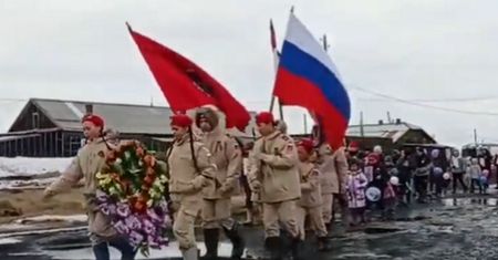Internauci drwią z Rosjan. "Szał Dnia Zwycięstwa w pigułce"