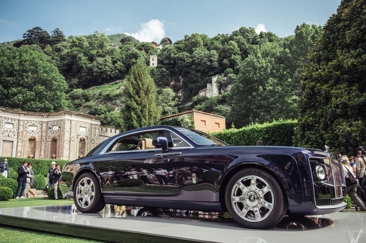 Rolls-Royce Sweptail w całej okazałości.