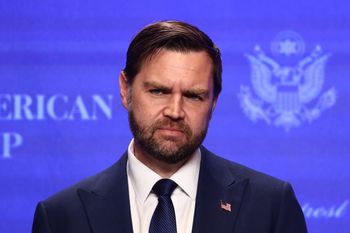 Vance odsunięty od kluczowych decyzji Trumpa? Niemiecka prasa komentuje