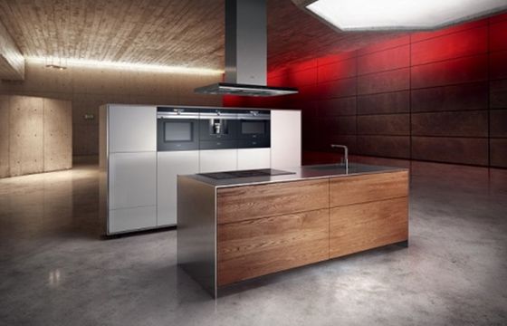 „Wprowadzająca się przyszłość” w reklamach urządzeń Siemens iQ700 (wideo)