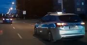 Nagrali policjantów. Spójrzcie na radiowóz. Ludzie jednomyślni