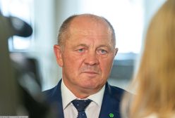 Morawiecki podda się? Marszałek senior przewiduje