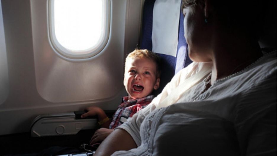 Pasażerce przeszkadzało dziecko. Tak zareagowała stewardessa