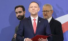 Lobbyści, vlogerzy, publicyści prawicy. Będą doradzali Nawrockiemu