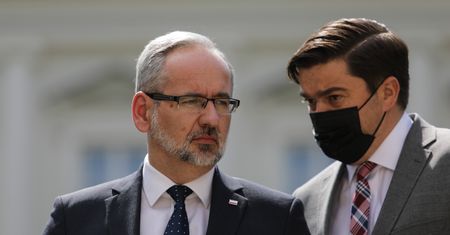 Pracodawcy sprawdzą paszporty covidowe? Rzecznik MZ o szczegółach projektu