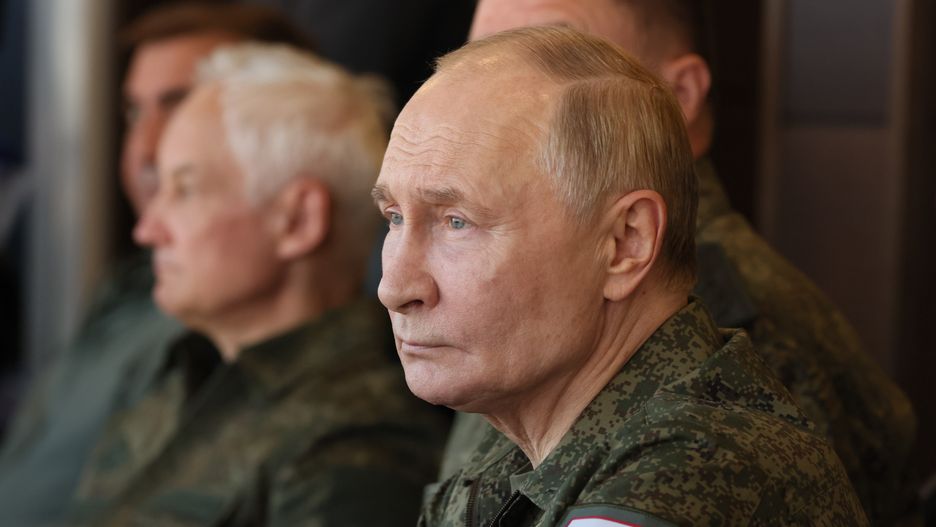 Russian President Vladimir Putin supervises the Russian-Belarusian joint military drills 'Zapad 2025' (West 2025) at the Mulino training ground, Nizhny Novgorod region, Russia, 16 September 2025. EPA/MIKHAIL METZEL/SPUTNIK/KREMLIN POOL MANDATORY CREDIT Dostawca: PAP/EPA.