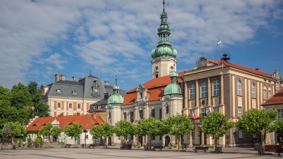 Kościół i ratusz w Pszczynie