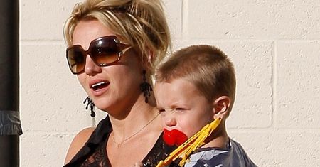 Britney ZNĘCA SIĘ NAD SYNAMI?!