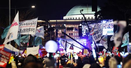 Śledztwo ws. wprowadzenia stanu wojennego w Korei. Prezydent na celowniku