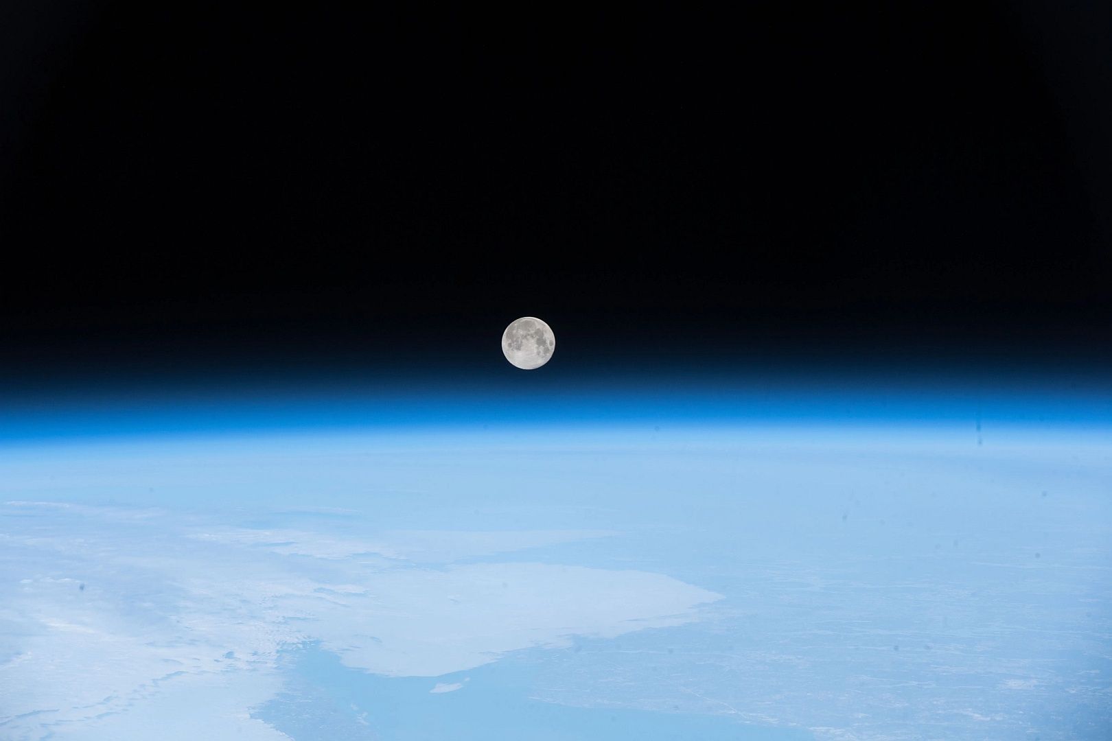 Photo of the Moon from ISS in 2018.