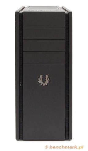 BitFenix Shinobi z przodu