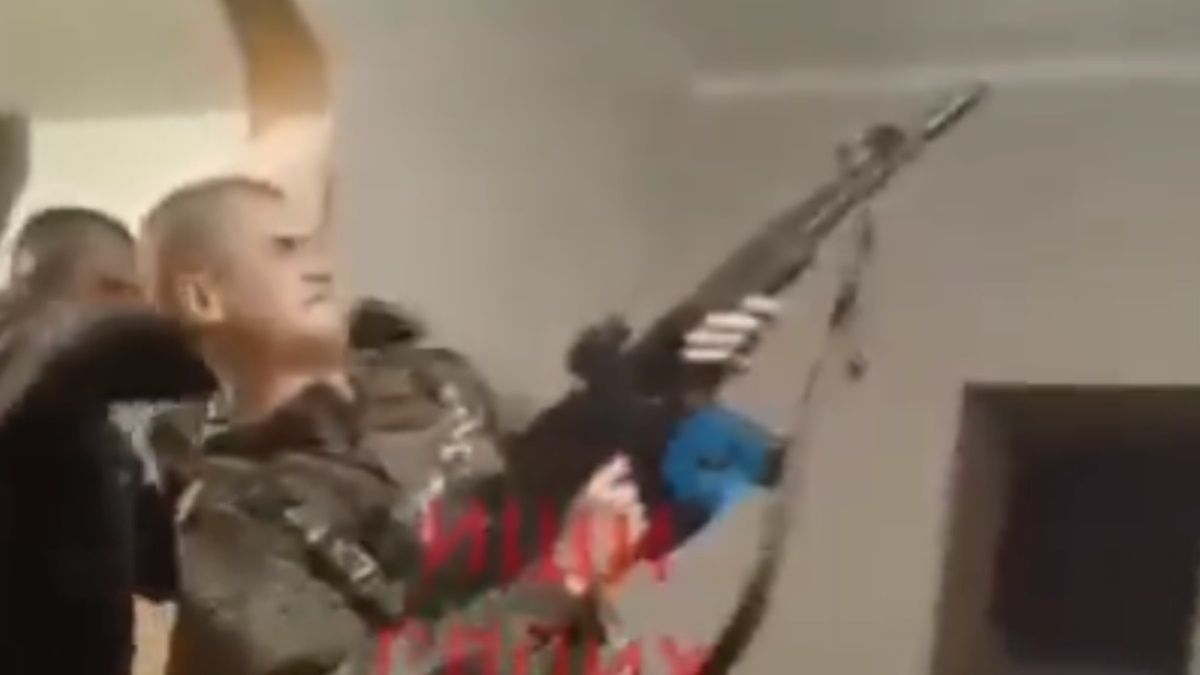 Żołnierze okupanta wdarli się do opuszczonego ukraińskiego domu. Zachowywali się strasznie