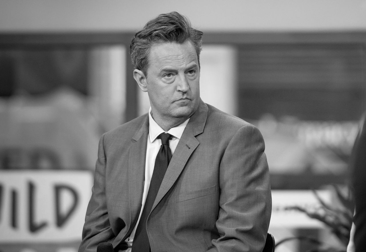 Matthew Perry zmarł 28 października 2023 r. w swoim domu