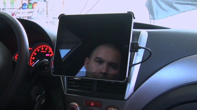 iPad idealnie nadaje się do samochodu? 1