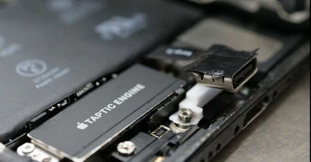 Jak sprzedać używanego iPhone'a za ponad 100 tysięcy dolarów?
