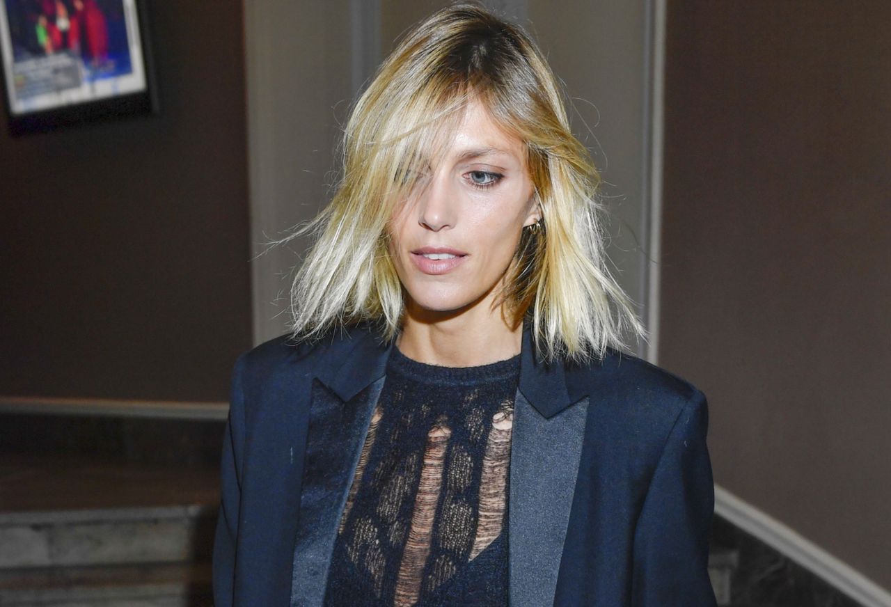 Anja Rubik to wielka fanka czarnych stylizacji.