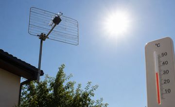 Upały mogą zakłócić naziemną telewizję cyfrową? Emitel odpowiada
