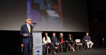 Festiwal Filmów – Spotkań NieZwykłych w nowej odsłonie. W tym roku także w Ostrowcu Świętokrzyskim i Ćmielowie