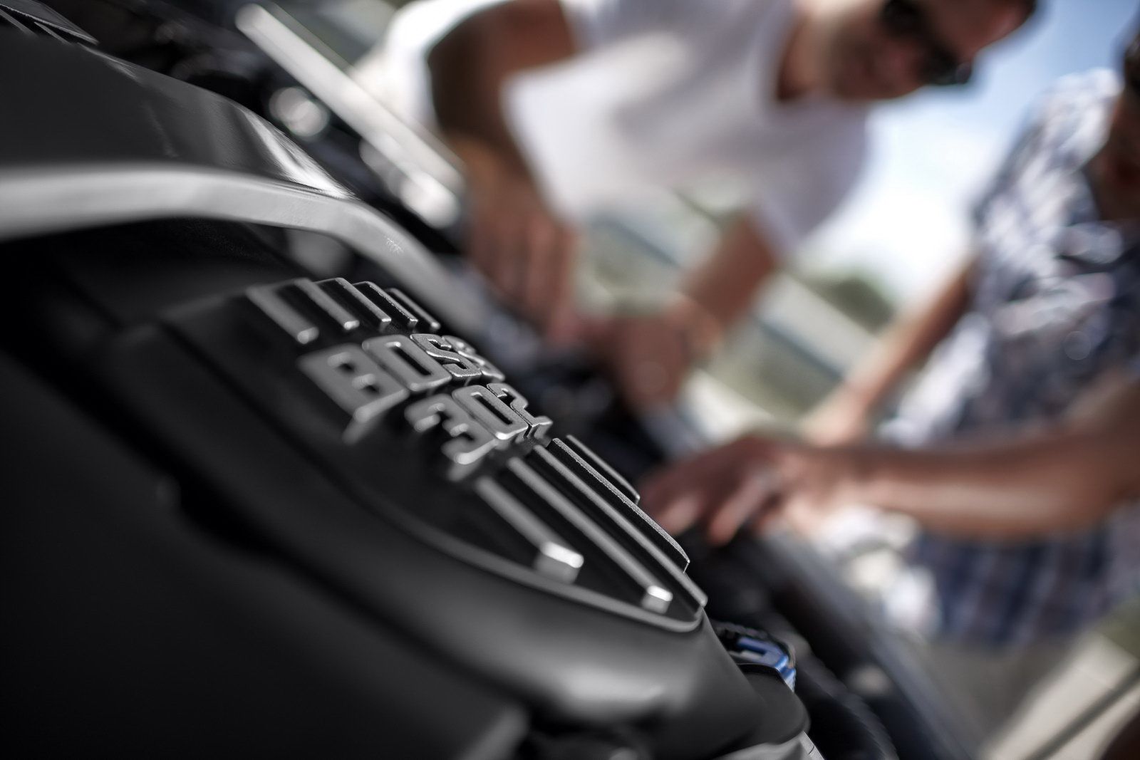 2012-Ford-Mustang-Boss-120