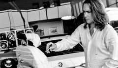 Škoda Superb reklamowana przez projektanta Tomasza Ossolińskiego (wideo)