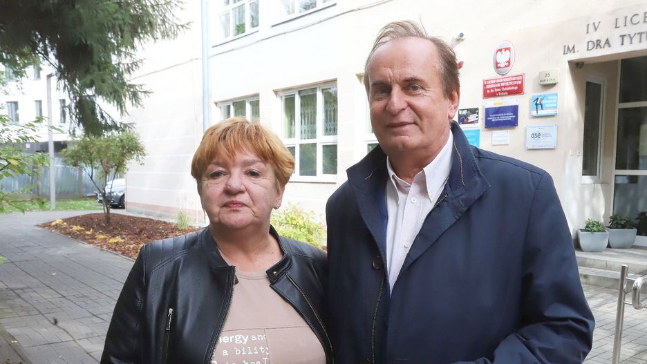 Małżeństwo Ewa i Marek Smalowie. Oboje poznali się właśnie w &#34;Chałubińszczaku&#34;, a w ich klasie zawiązało się aż 7 małżeństw.