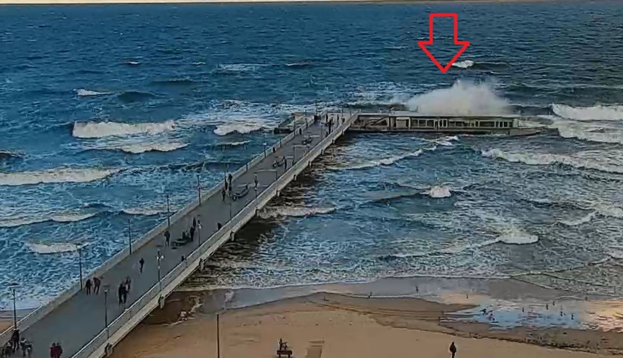 Była 10:06. Oto co zarejestrowała kamera w Kołobrzegu