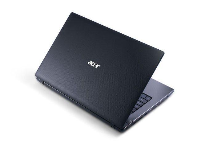 Acer Aspire 7560G (fot. Notebookitalia.it)