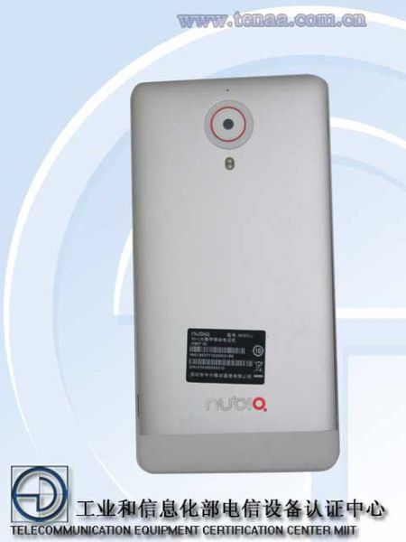 Galaxy S5 w T-Mobile, Moto 360 na wideo i Nubia X6 na zdjęciach 3