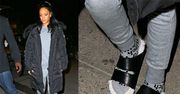 Rihanna w skarpetkach do sandałów... NOWA MODA?