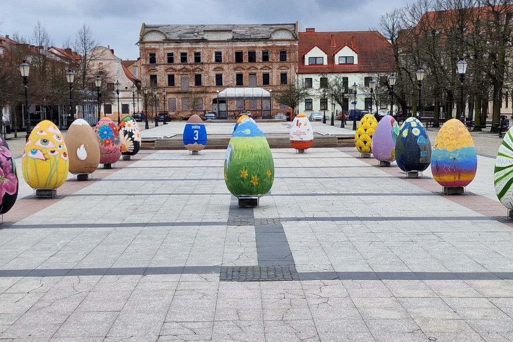 Pisanki Wielkanocne na Starym Rynku w Płocku