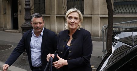 Oddalają się szanse partii Le Pen. Nie przejmą władzy?