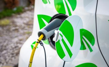 Mały samochód elektryczny – idealny wybór do miasta?