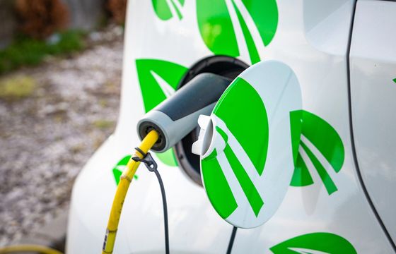 Mały samochód elektryczny – idealny wybór do miasta?