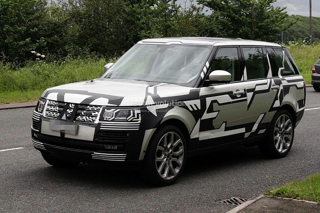 Nowy Range Rover - zdjęcie szpiegowskie (fot. Automedia via Autoevolution)