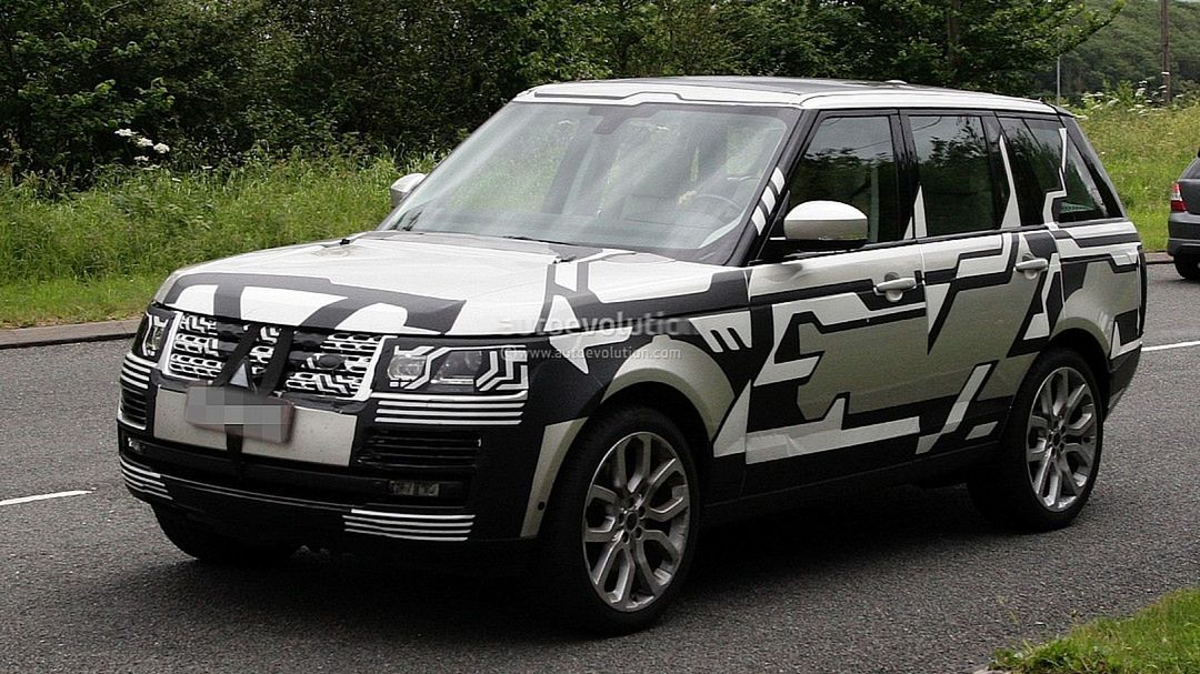Nowy Range Rover - zdjęcie szpiegowskie (fot. Automedia via Autoevolution)
