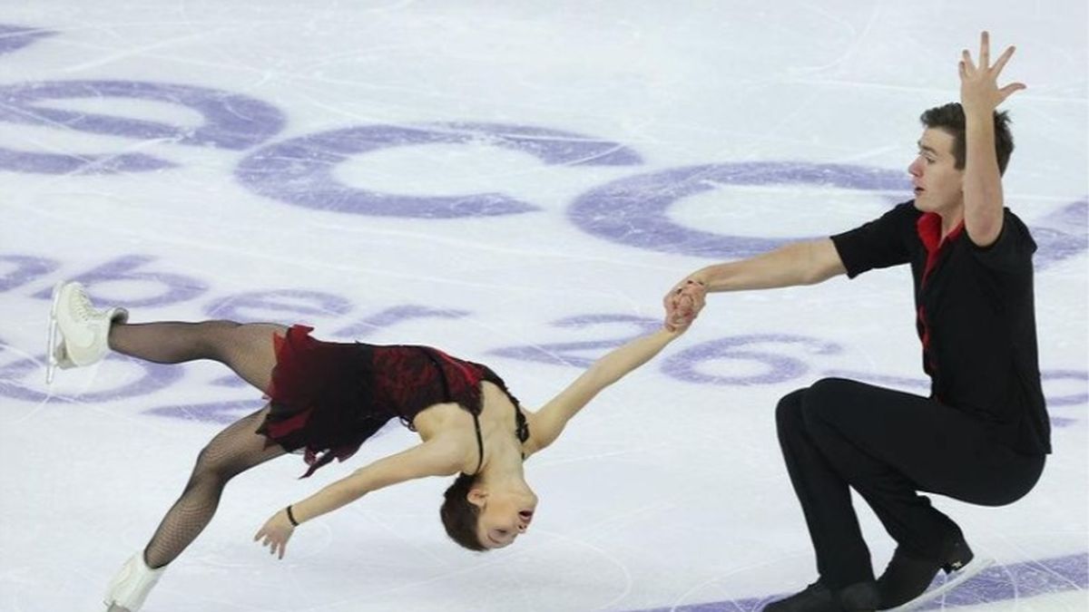 Para rosyjska podczas łyżwiarskich zawodów