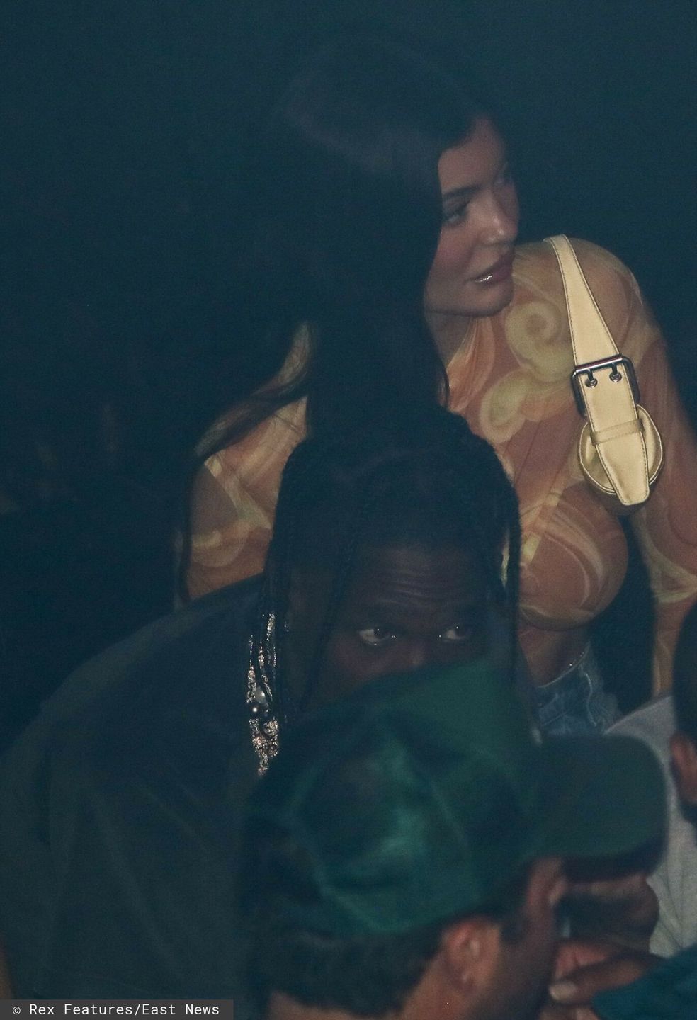 Kylie Jenner i Travis Scott wspólnie świętują w nocnym klubie. Wyglądają na zakochanych?