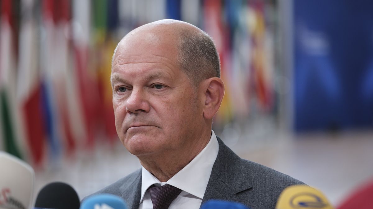 BRUSSELS, BELGIUM - JUNE 27: German Chancellor Olaf Scholz talks to the media in the Europa building on June 27, 2024 in Brussels, Belgium. The meeting will be an opportunity to discuss the situation on the ground, but also take note of some achievements since the last meeting. (Photo by Thierry Monasse/Getty Images)