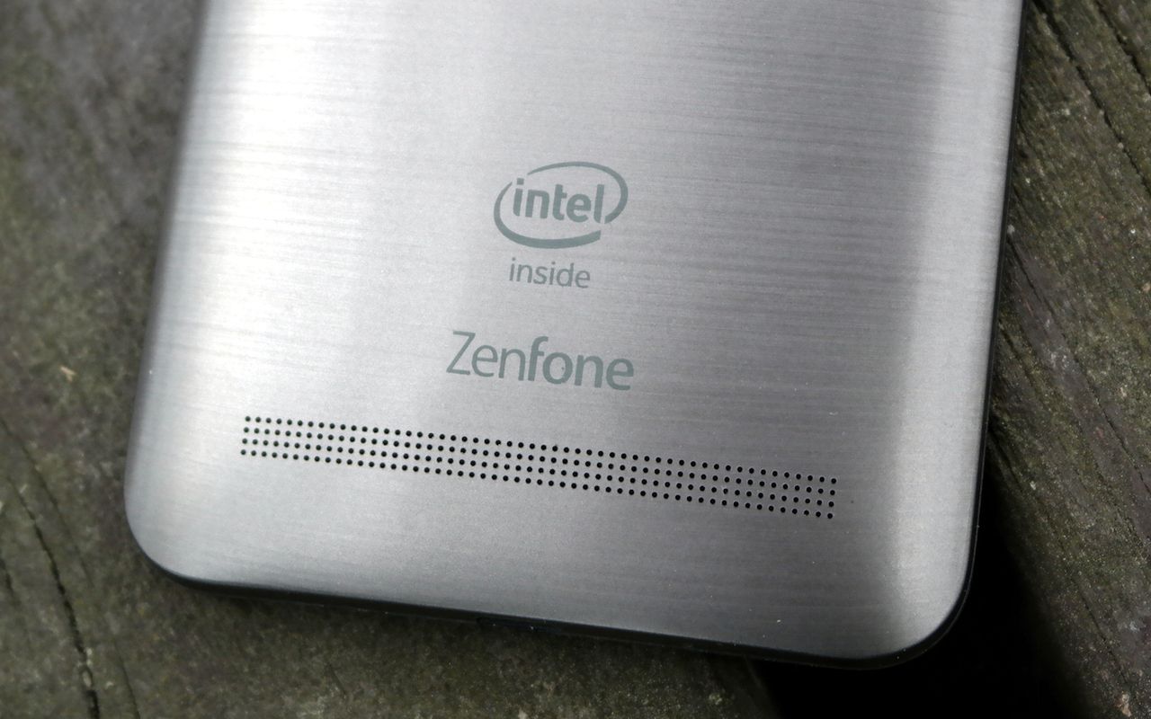 Asus ZenFone 2 (ZE551ML) z 4 GB pamięci RAM - test i recenzja 43
