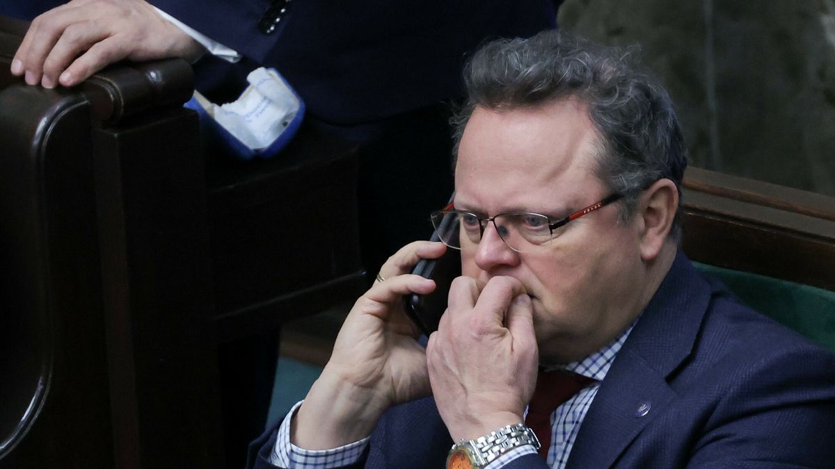Szejna ma problem. Chodzi o zegarek